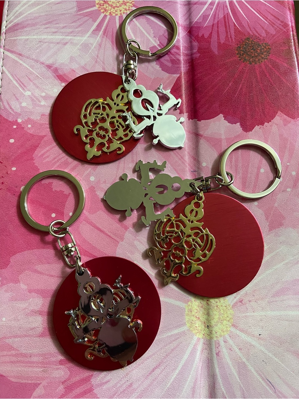 3 Neiman Marcus Reindeer Keychain Holiday Silver&Gold Christmas Stacked
NEW.